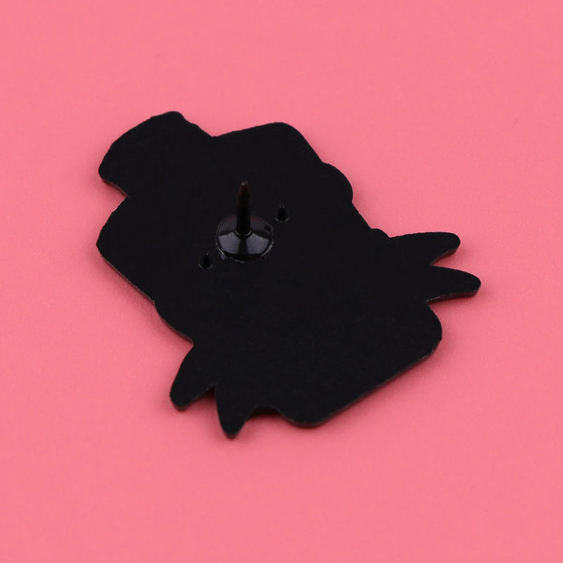 tis but a scratch - Enamel Pin