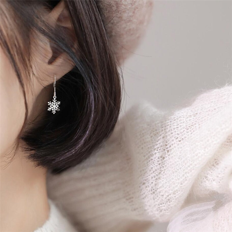 Snowflake - Dangle Earrings