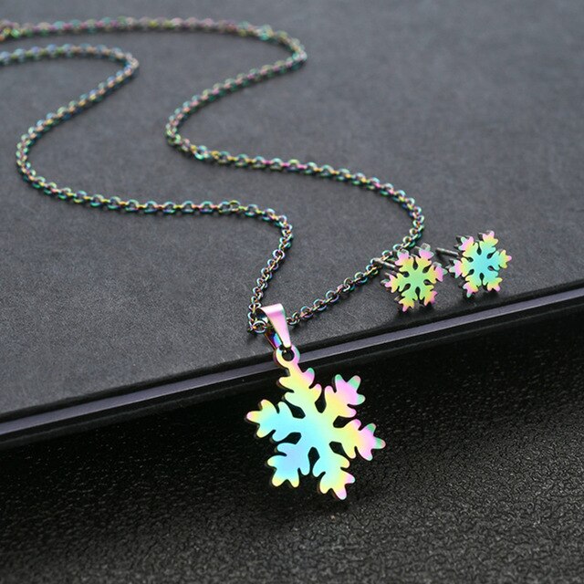 Snowflake - Pendant Necklace and Earrings